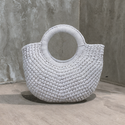 lunar-loop-bag-crochet-pattern
