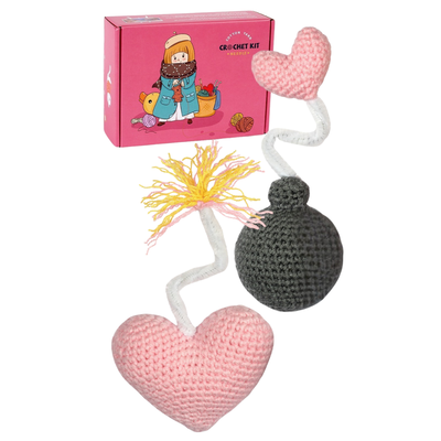 crochet-heart-bomb-kit