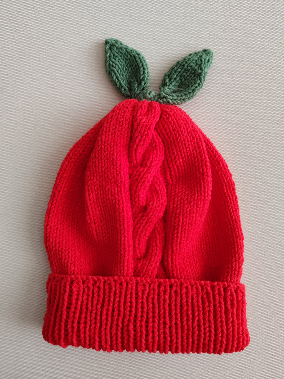 Sweetheart Cable Hat Knitting Pattern
