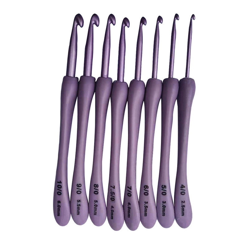 This 8 Pcs Purple Crochet Hook Set comprises eight purple hooks, each with sizes printed on the handles ranging from 2.5 mm to 10 mm.