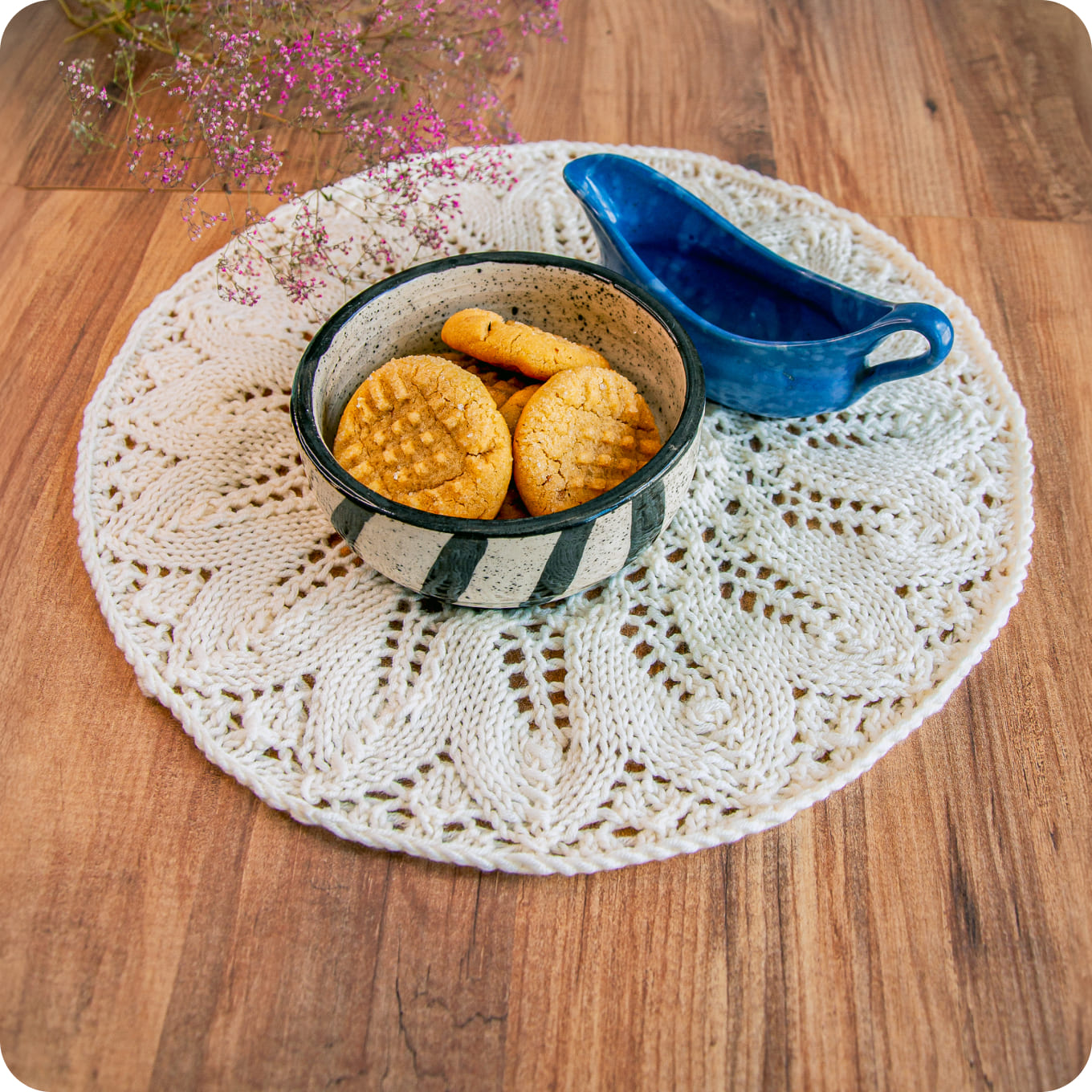 Hooks & Needles Subscription Box