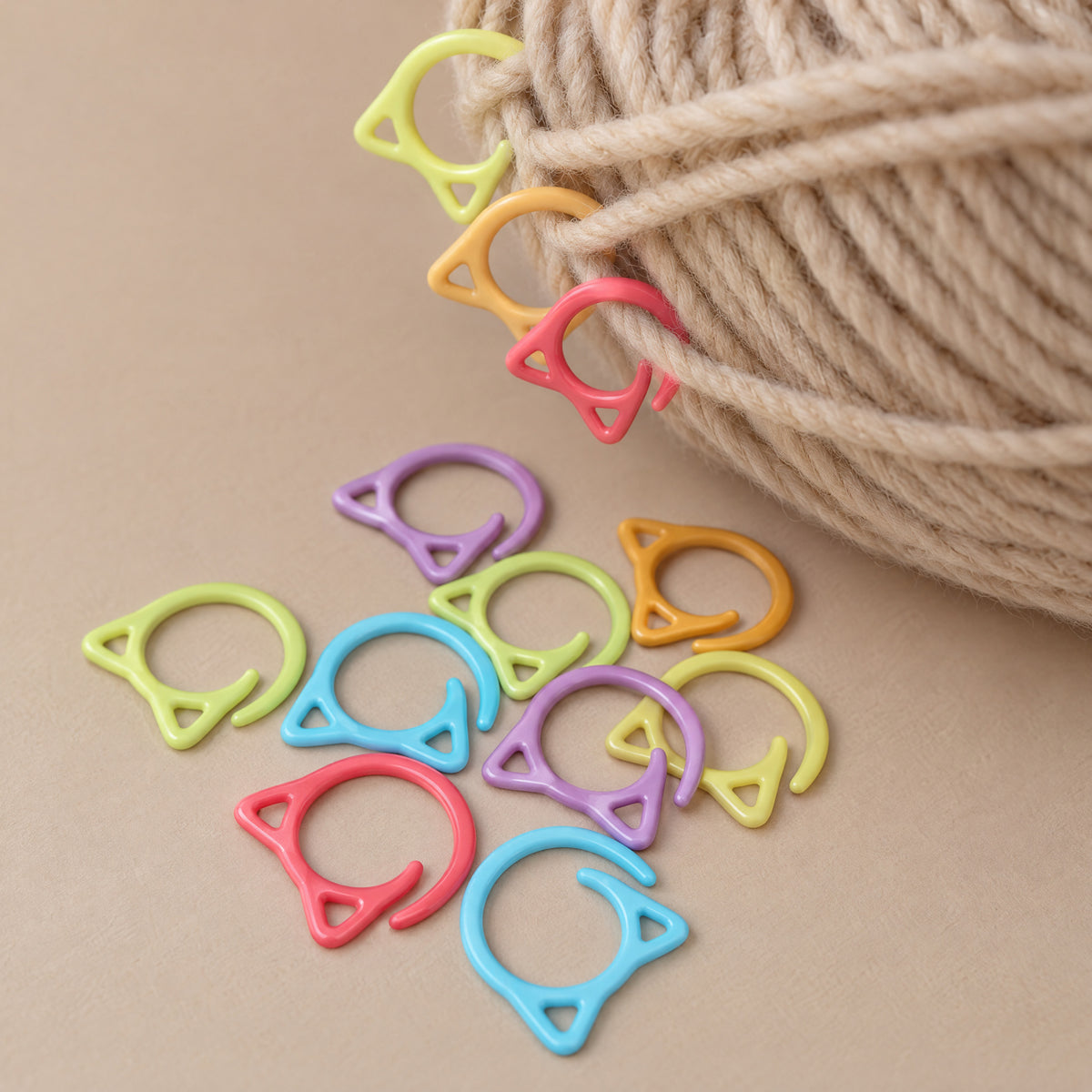 Cat Stitch Markers – Set of 12
