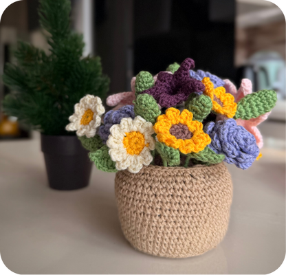 Everbloom Meadow Pot