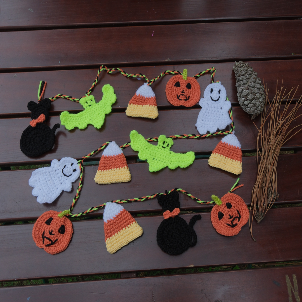 Boo Crew Garland Crochet Pattern | Halloween PDF Instant Download