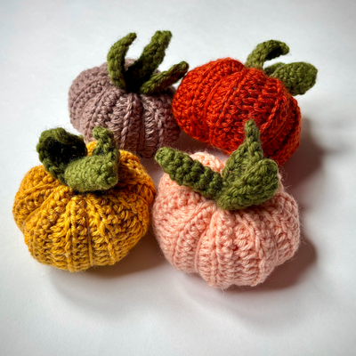 pumpkin-decorations-crochet-pattern