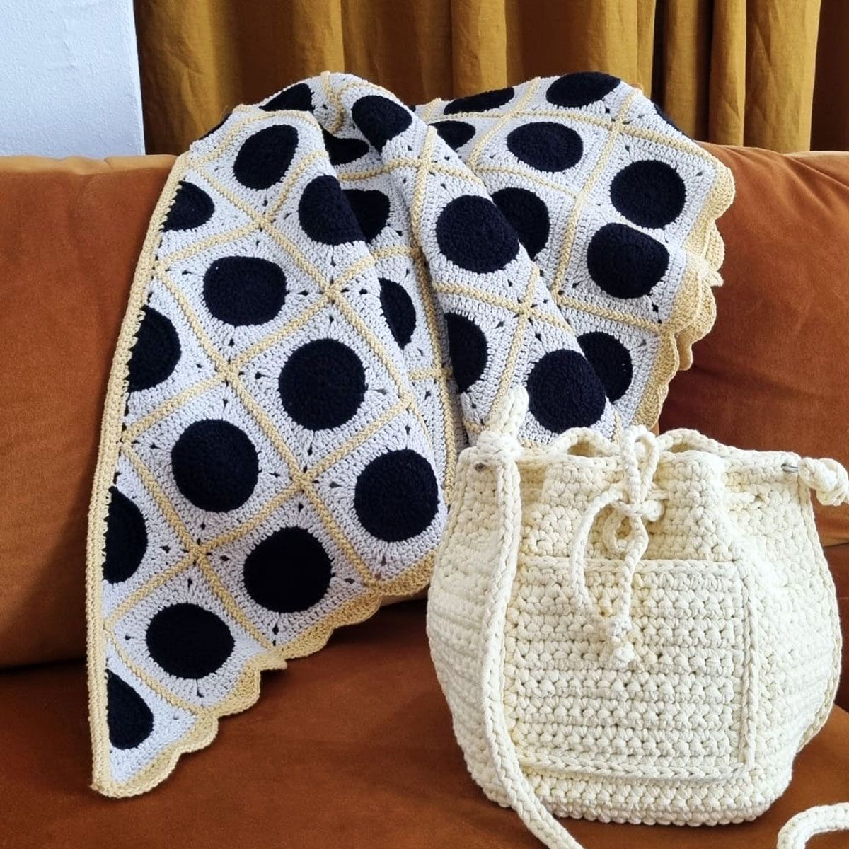 Polka Dot Shawl Crochet Kit