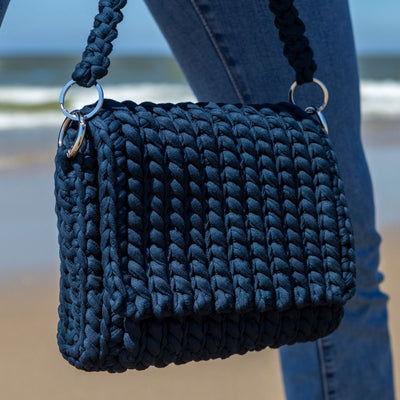 chunky-crossbody-bag-crochet-kit
